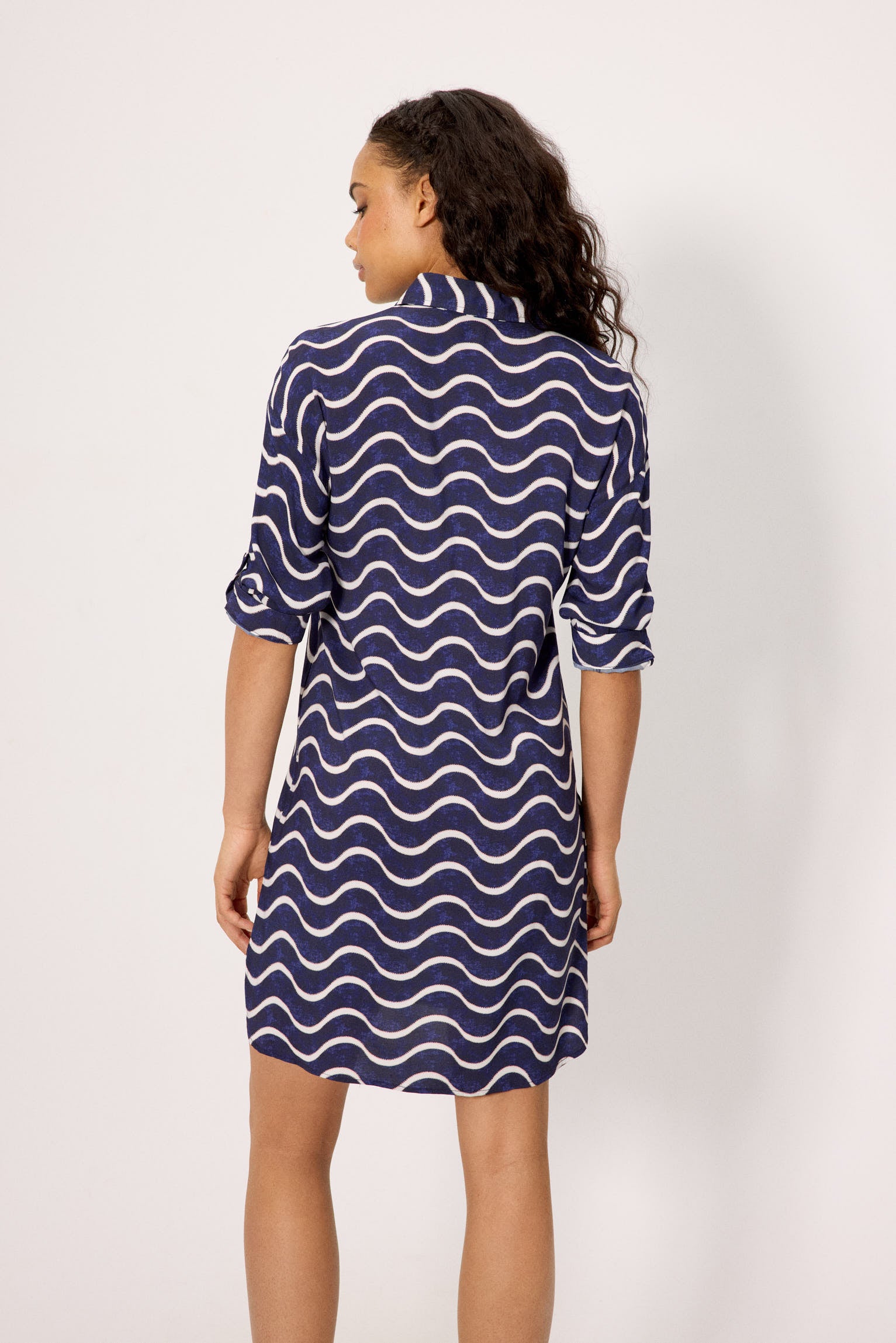 Vestido corto media manga estampado ondas - Ysabel Mora