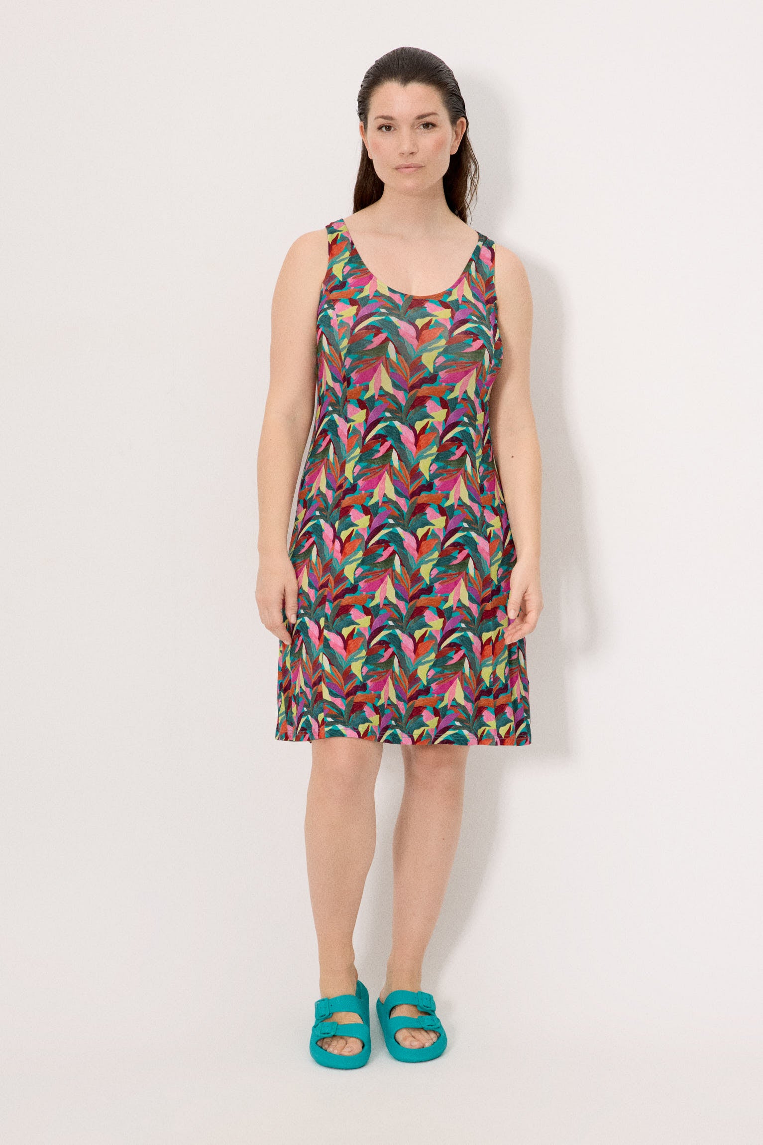 86255-vestido-mujer-verano-corto-tirantes-recto-estampado