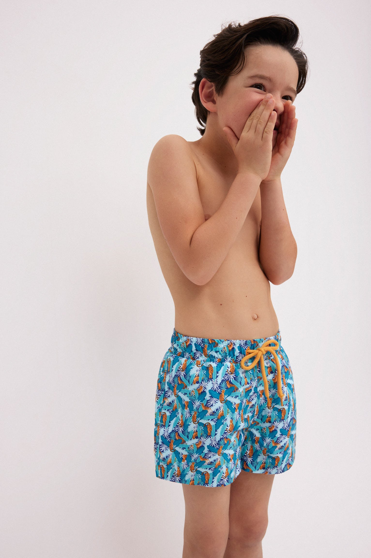 93062-3-banador-nino-estampado-tropical-nino-chico-ysabel-mora-multicolor