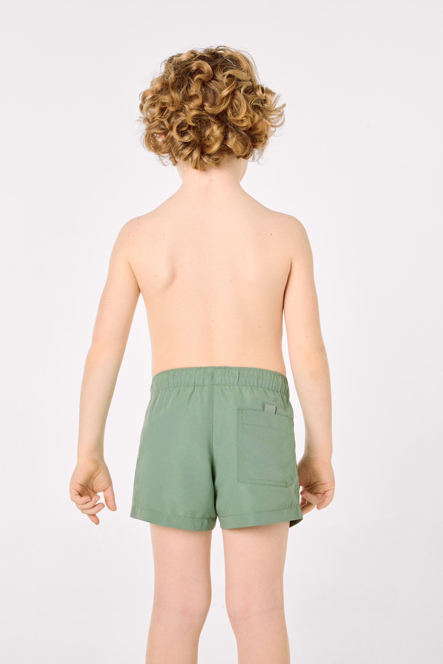 Bañador niño corto liso verde - Ysabel Mora