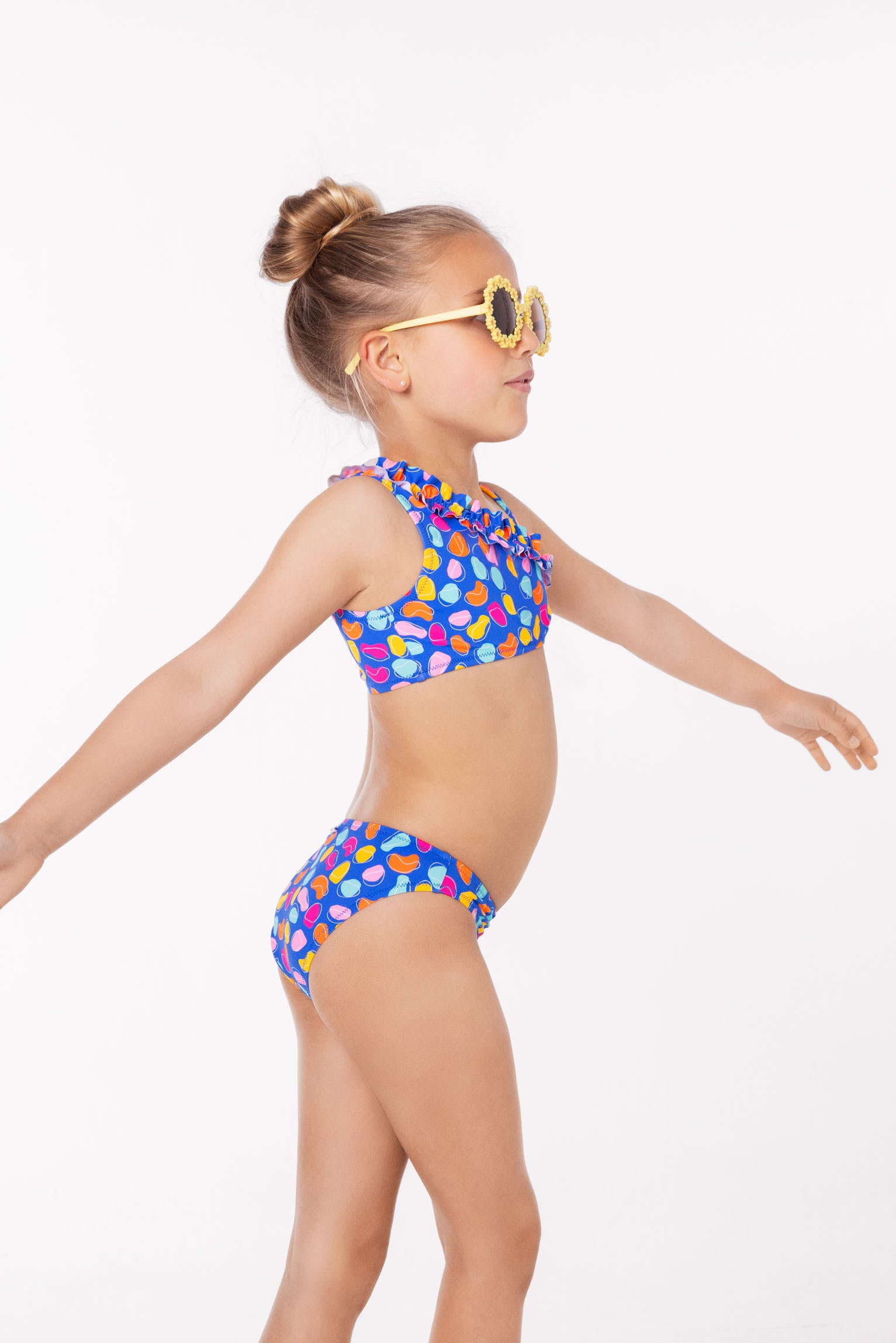 Girls' bikini with ruched detail and multicolored organic shapes print