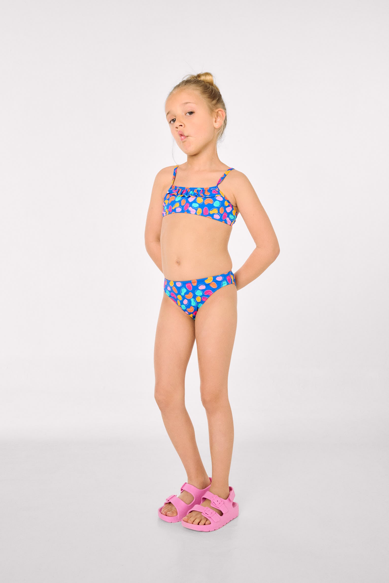 Girls' bikini with ruffle detail, multicolored organic shapes print