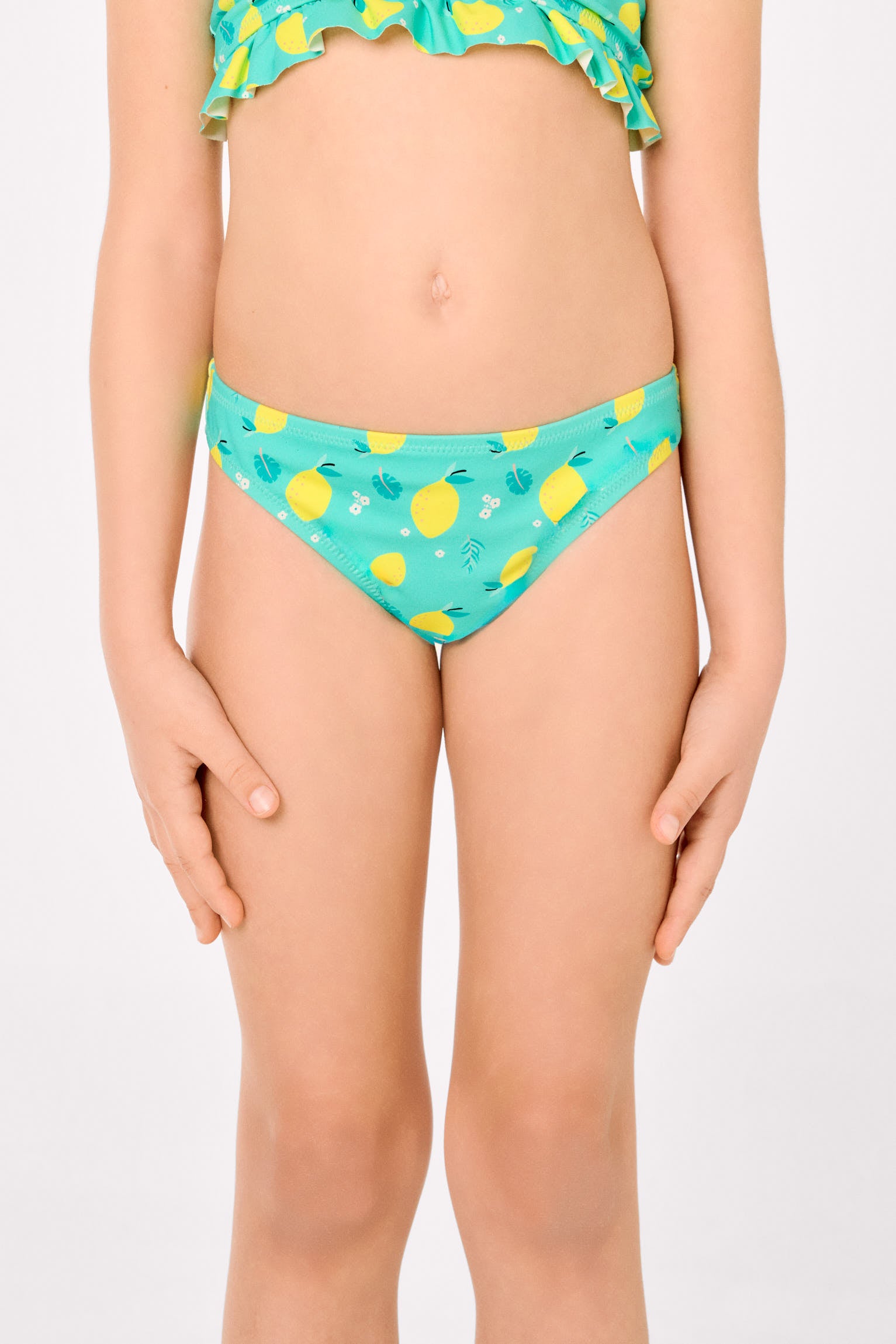 Girls' briefs with lemon print
