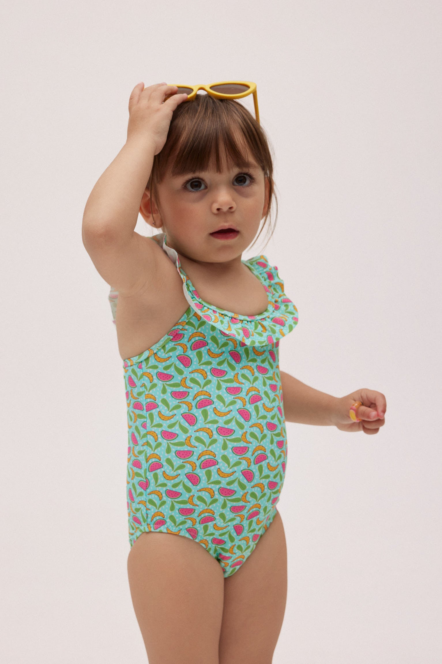 97056-4-banador-estampado-frutas-nina-ysabel-mora-multicolor