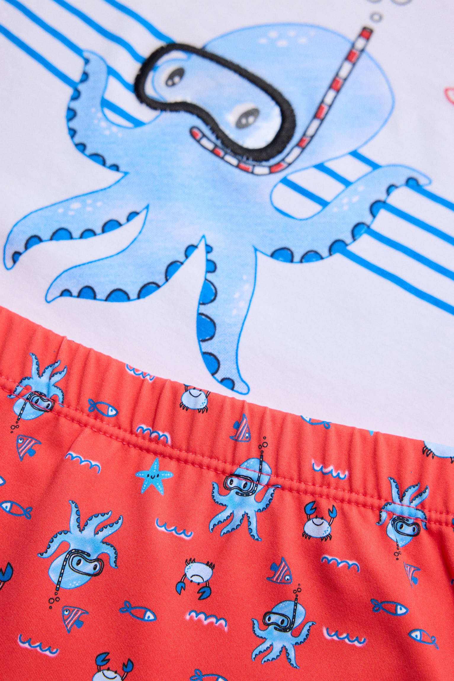 Baby t-shirt and boxer shorts set with octopus print