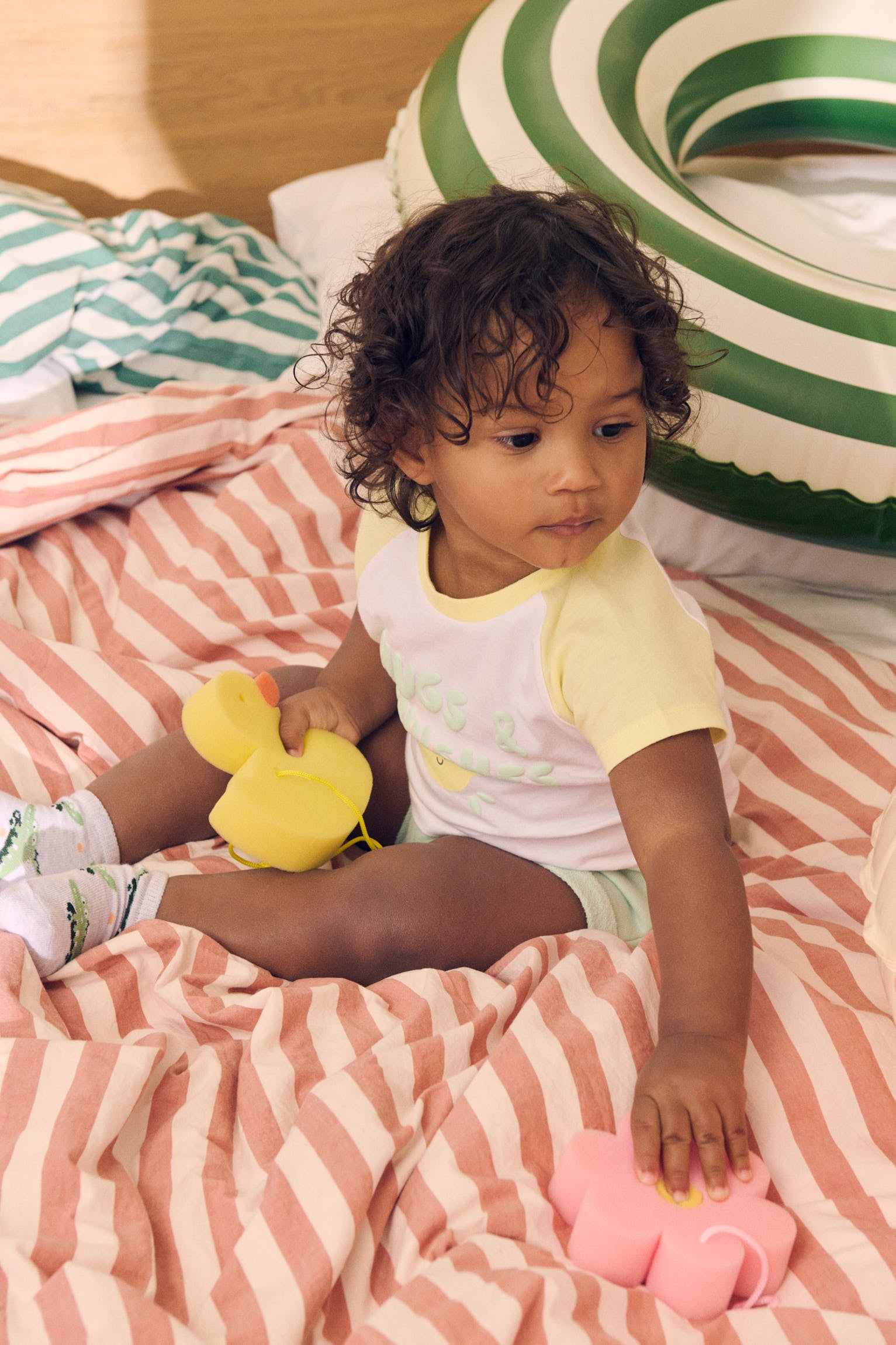 Hugs & Squishes Short Sleeve Baby Set