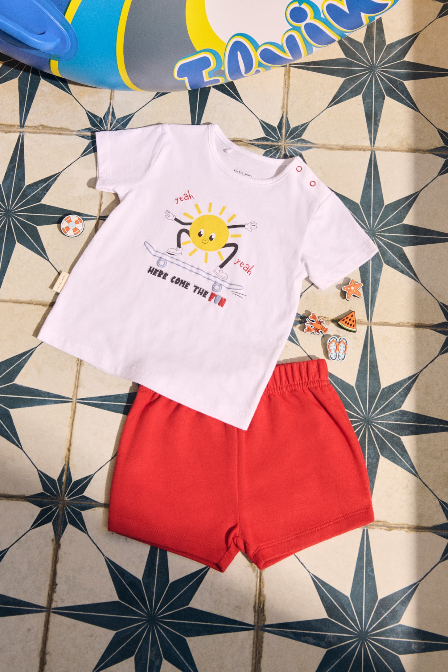 Conjunto bebé manga corta Here come the fun - Ysabel Mora