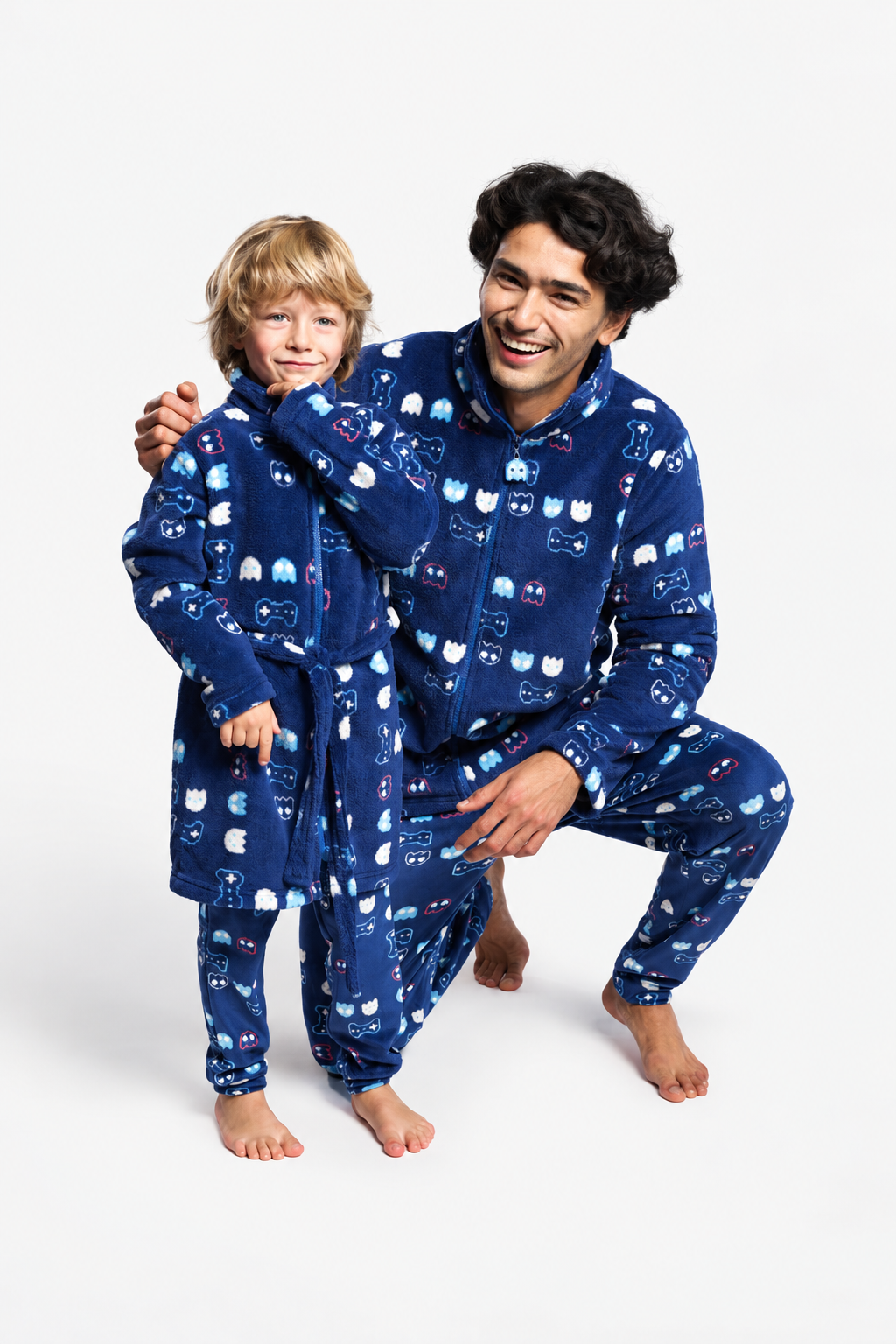 Men's short gamer-print coral fleece robe