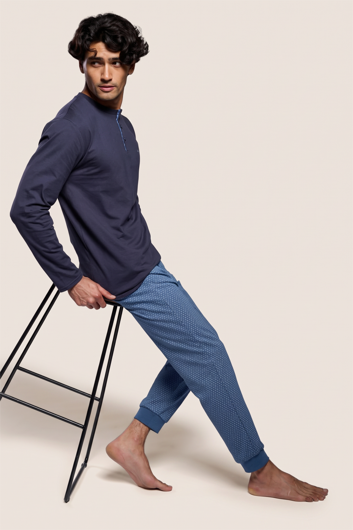 Men's long cotton shirt-style Henley-neck printed pyjamas
