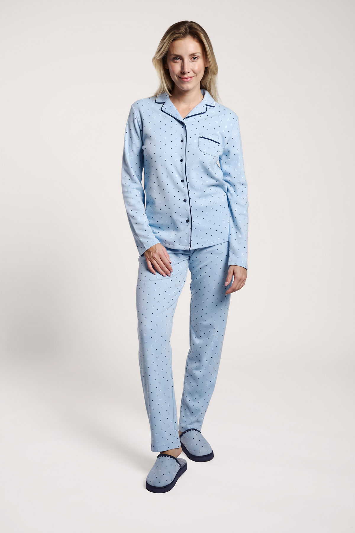 Women's brushed long shirt pyjamas with blue polka-dot print