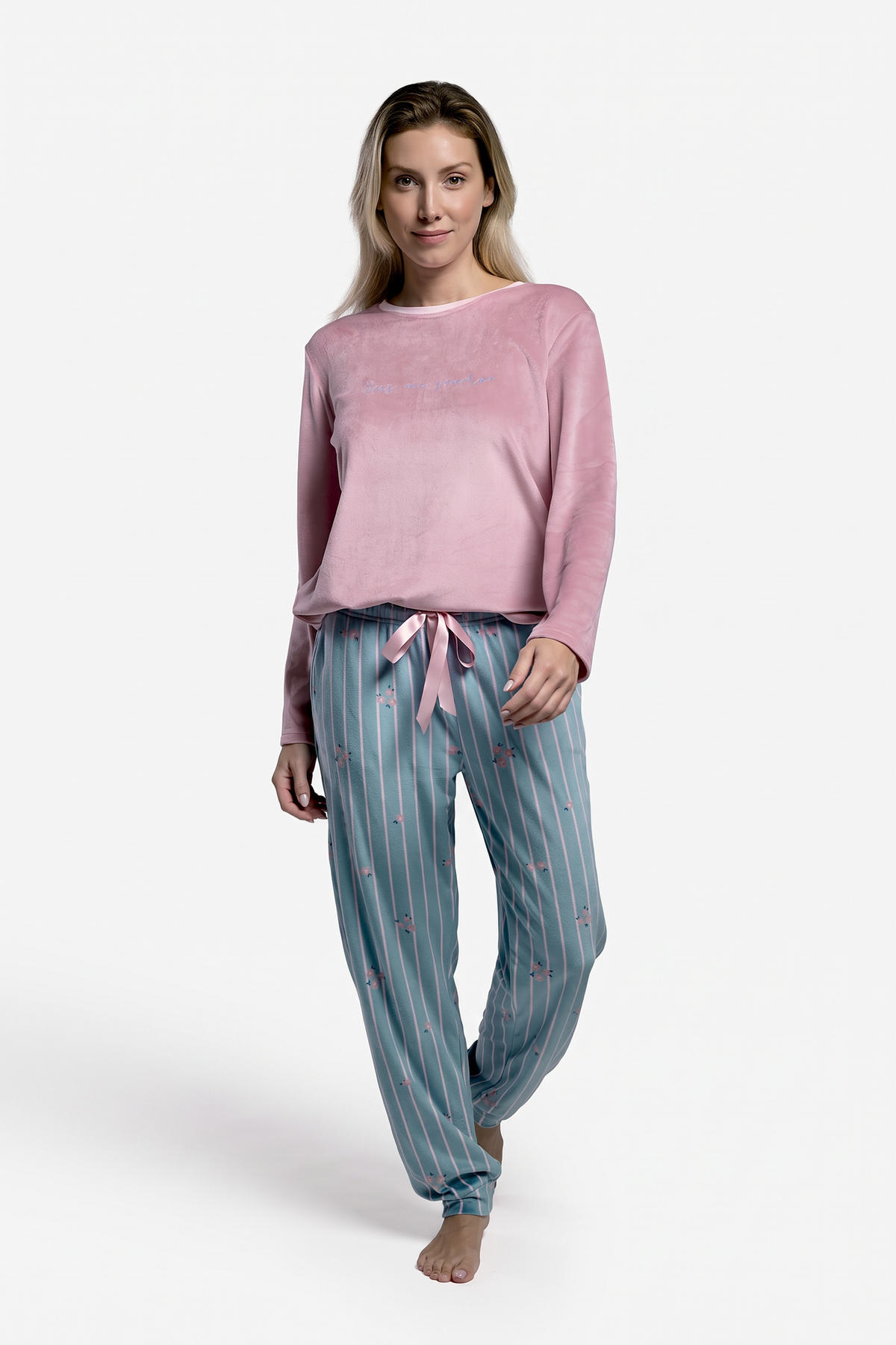Women's long velvet pyjamas with pink top and printed trousers