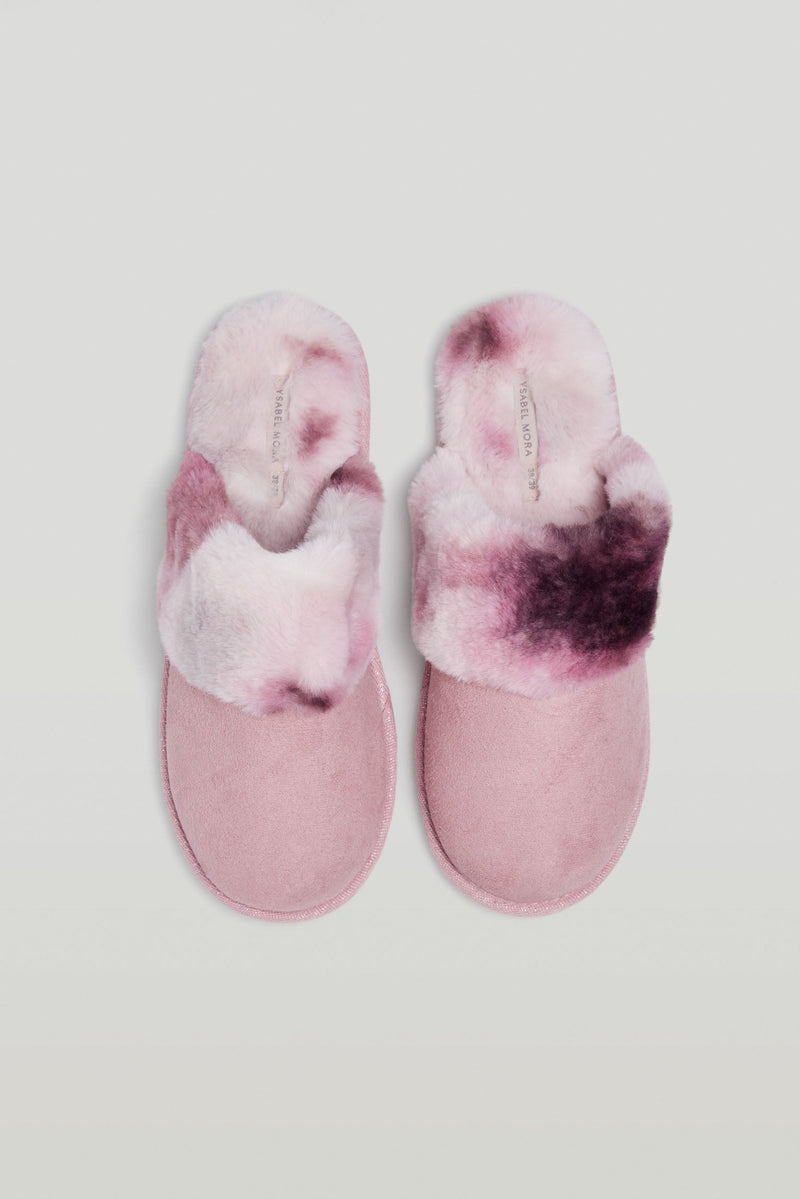 Pink fur house slippers