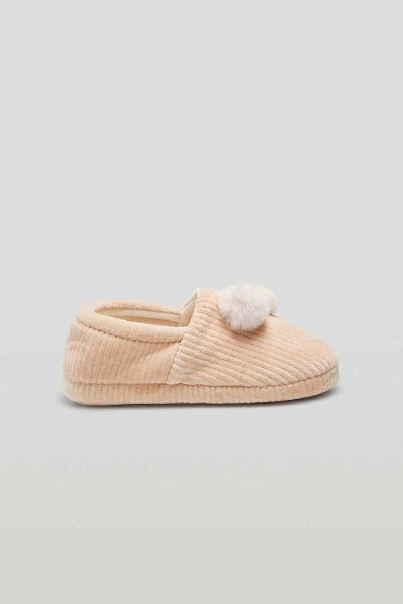 Pompom closed house slippers