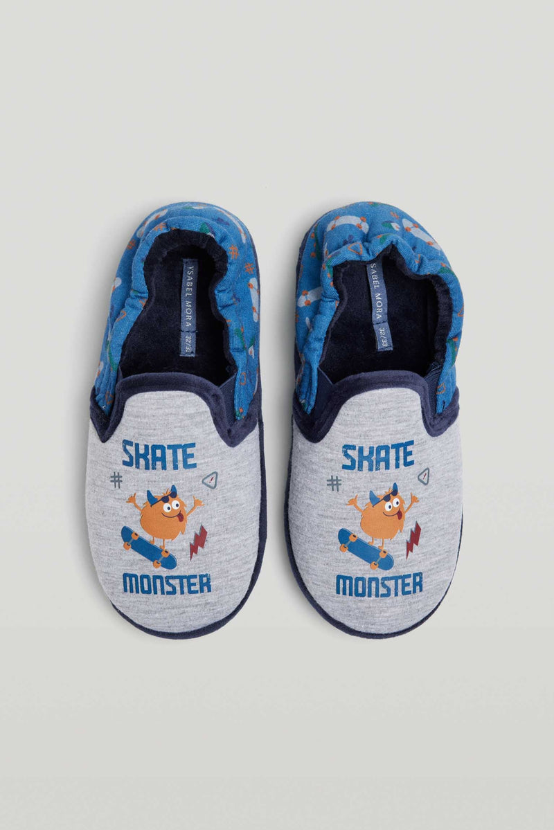 Skate monster house slippers